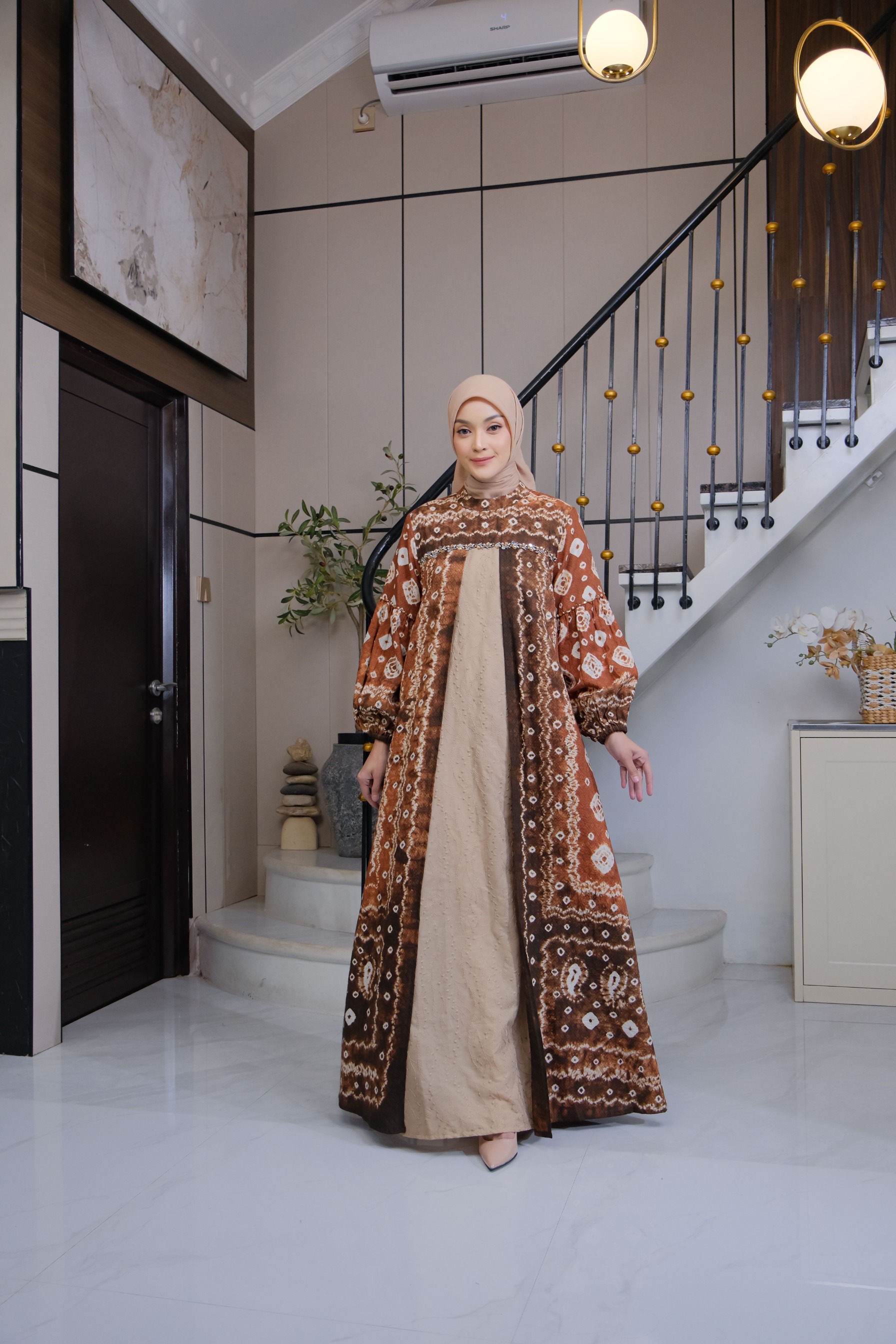 Gamis Isyana