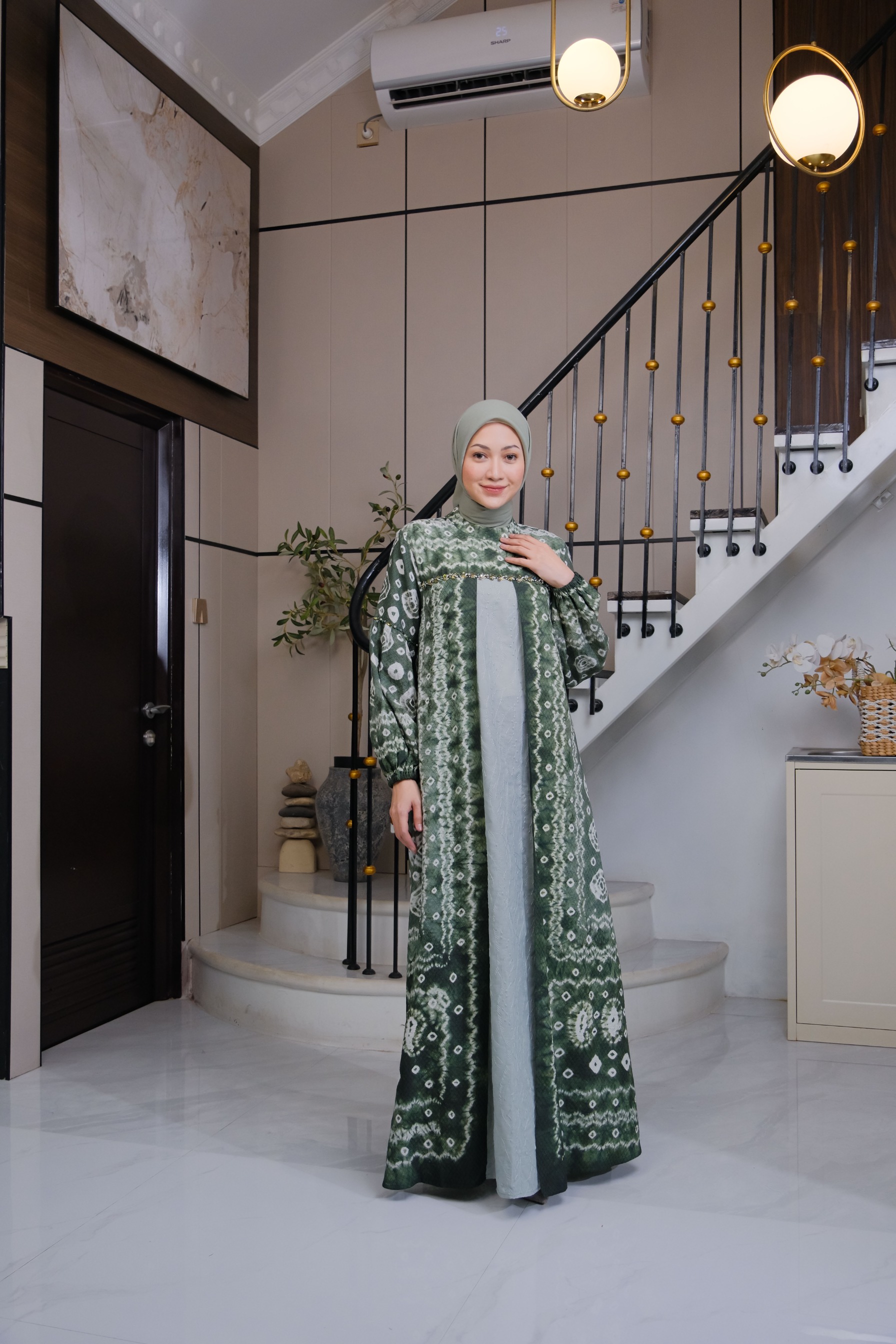 Gamis Isyana