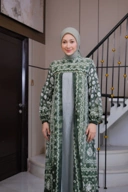 Gamis Isyana