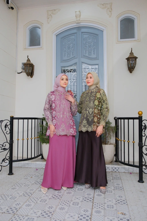 Image of Tunik Arunika