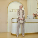 Kemeja Sabrina