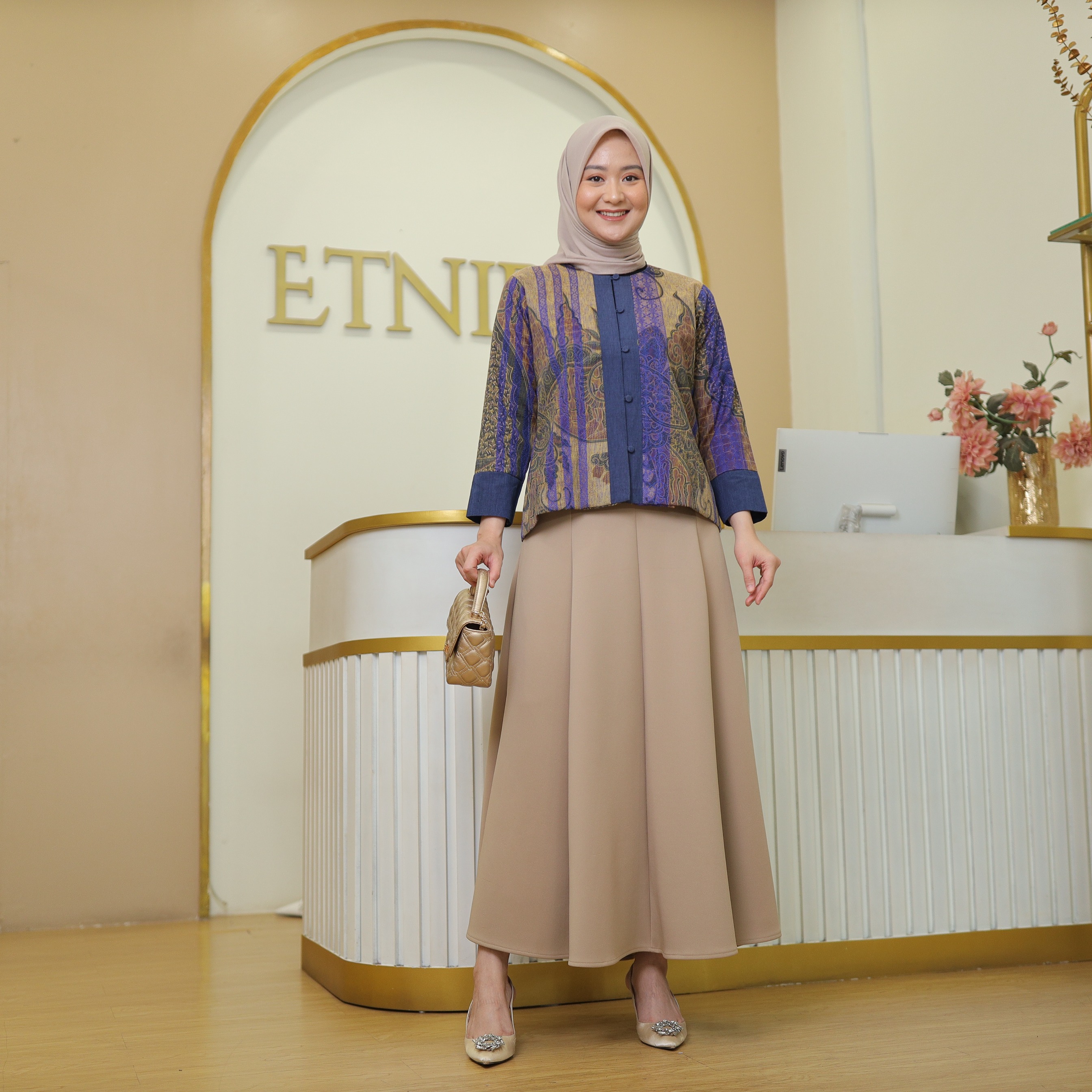 Kemeja Nareswari