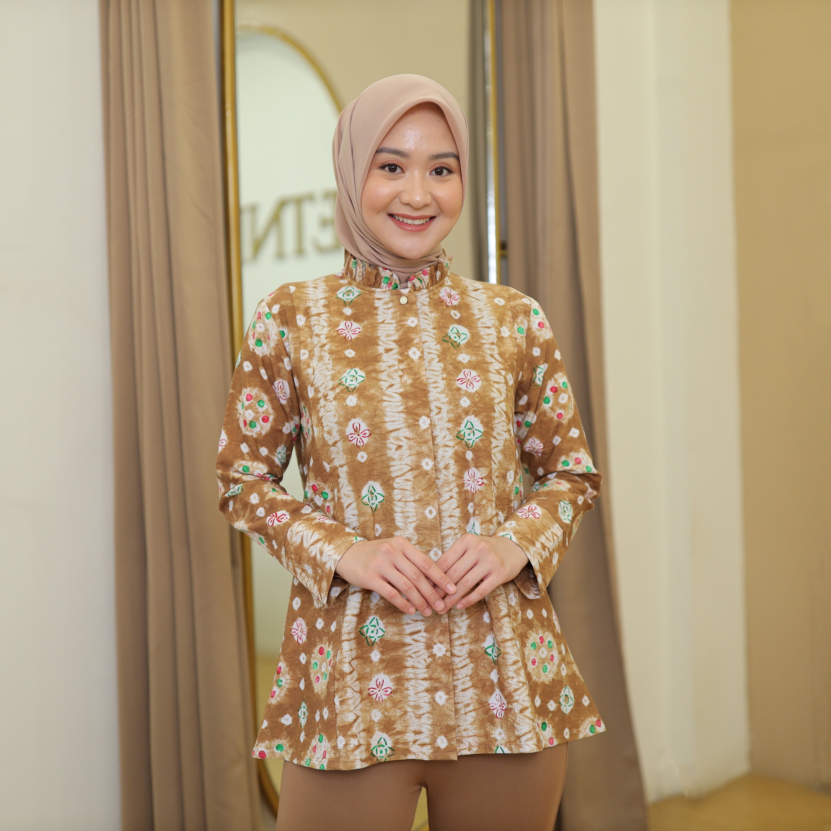Kemeja Amanda