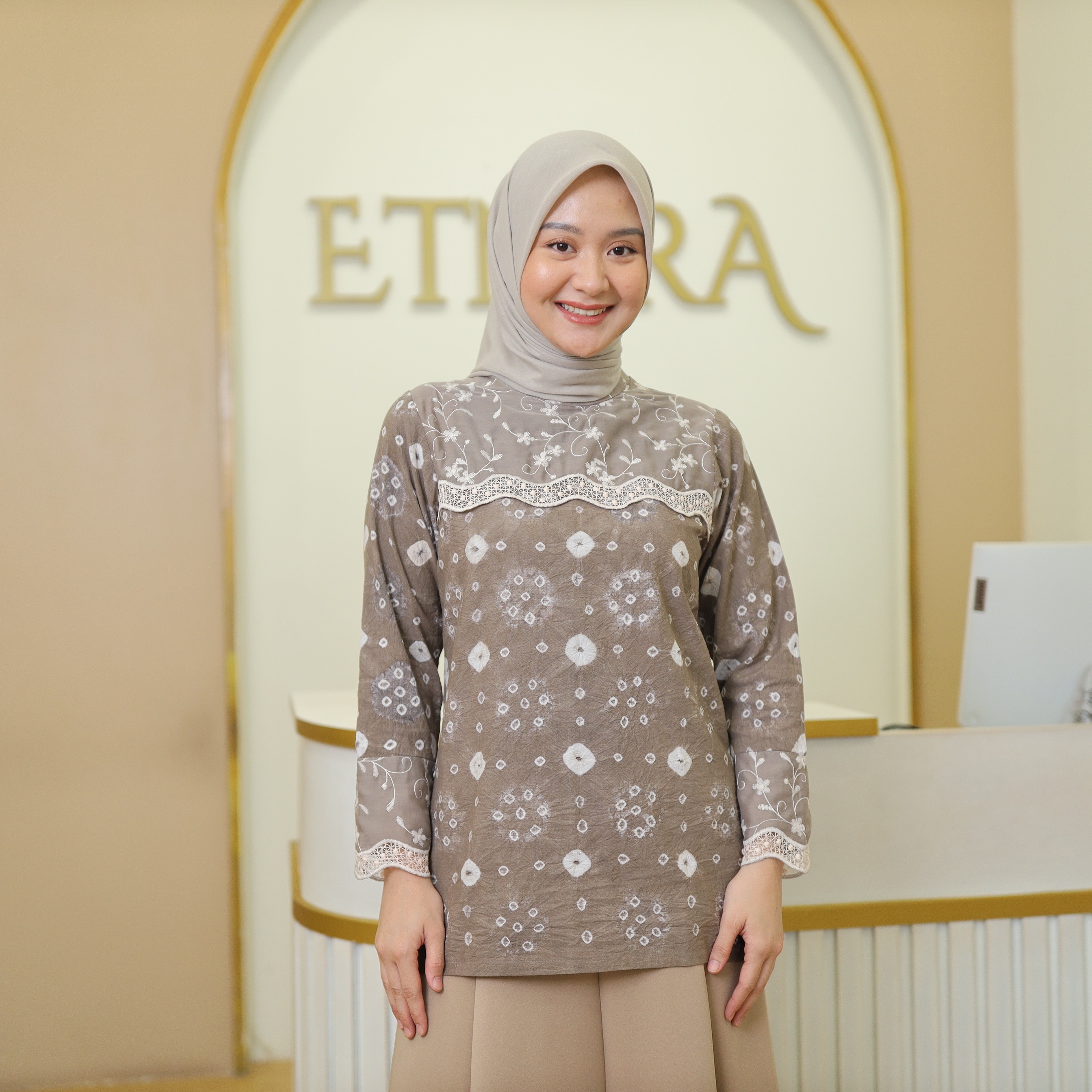 Tunik Adelia