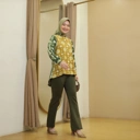 Kemeja Tarisa