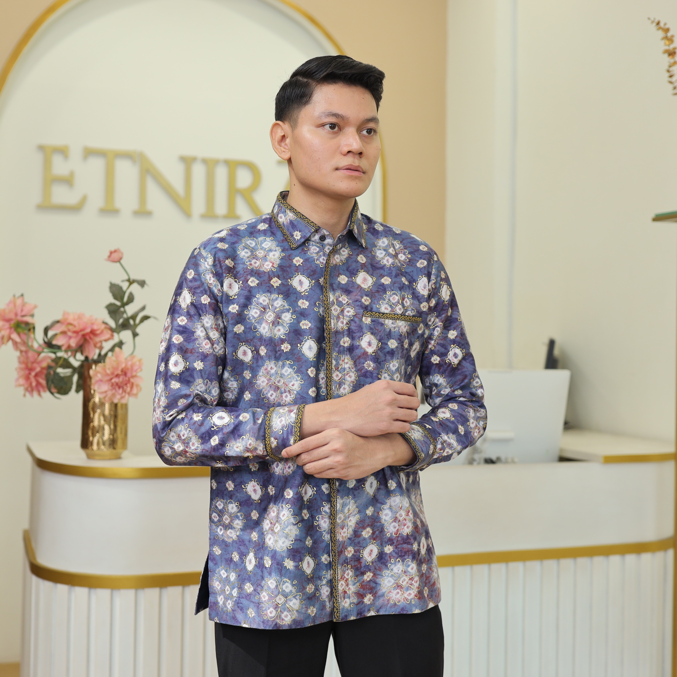 Kemeja Arjuna