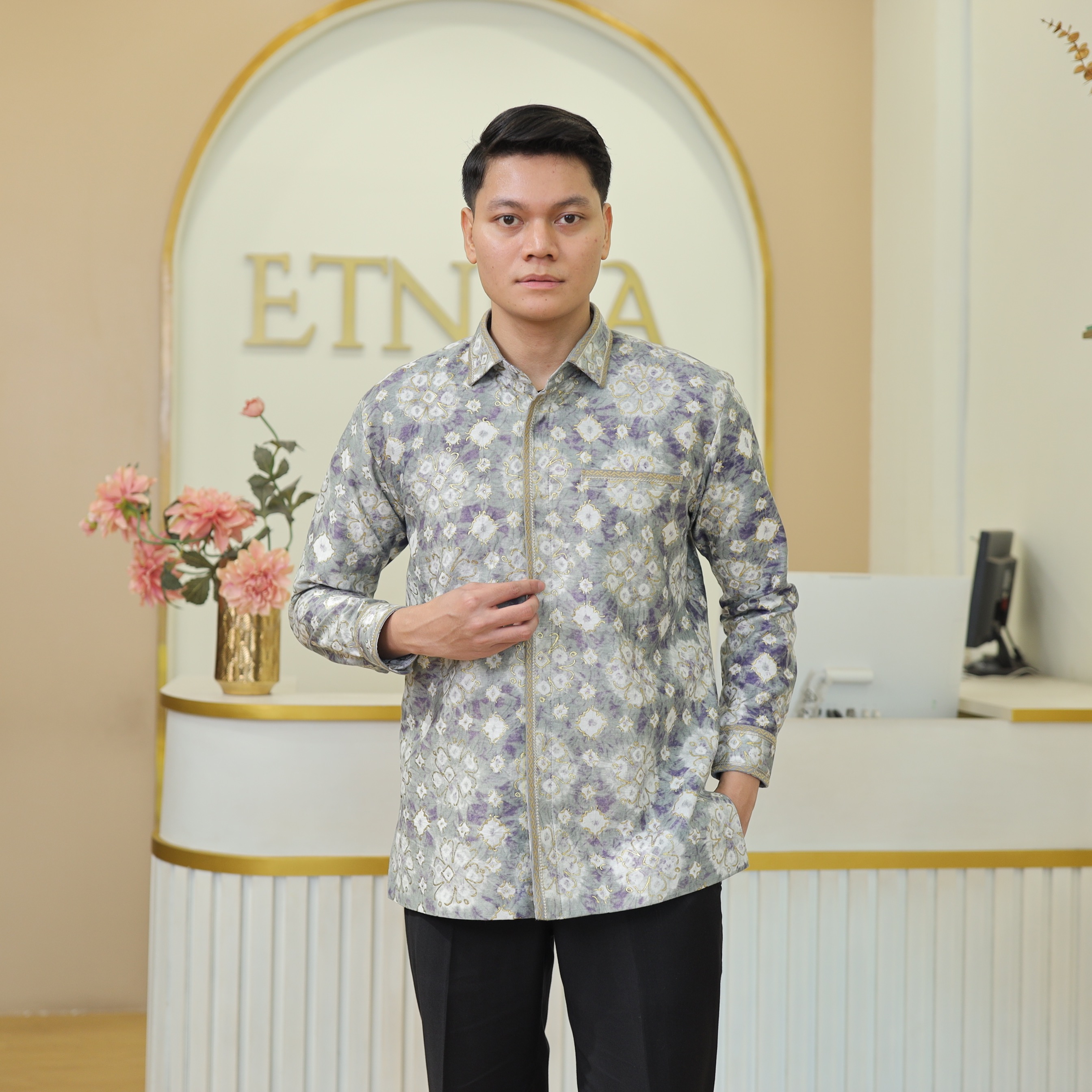 Kemeja Arjuna