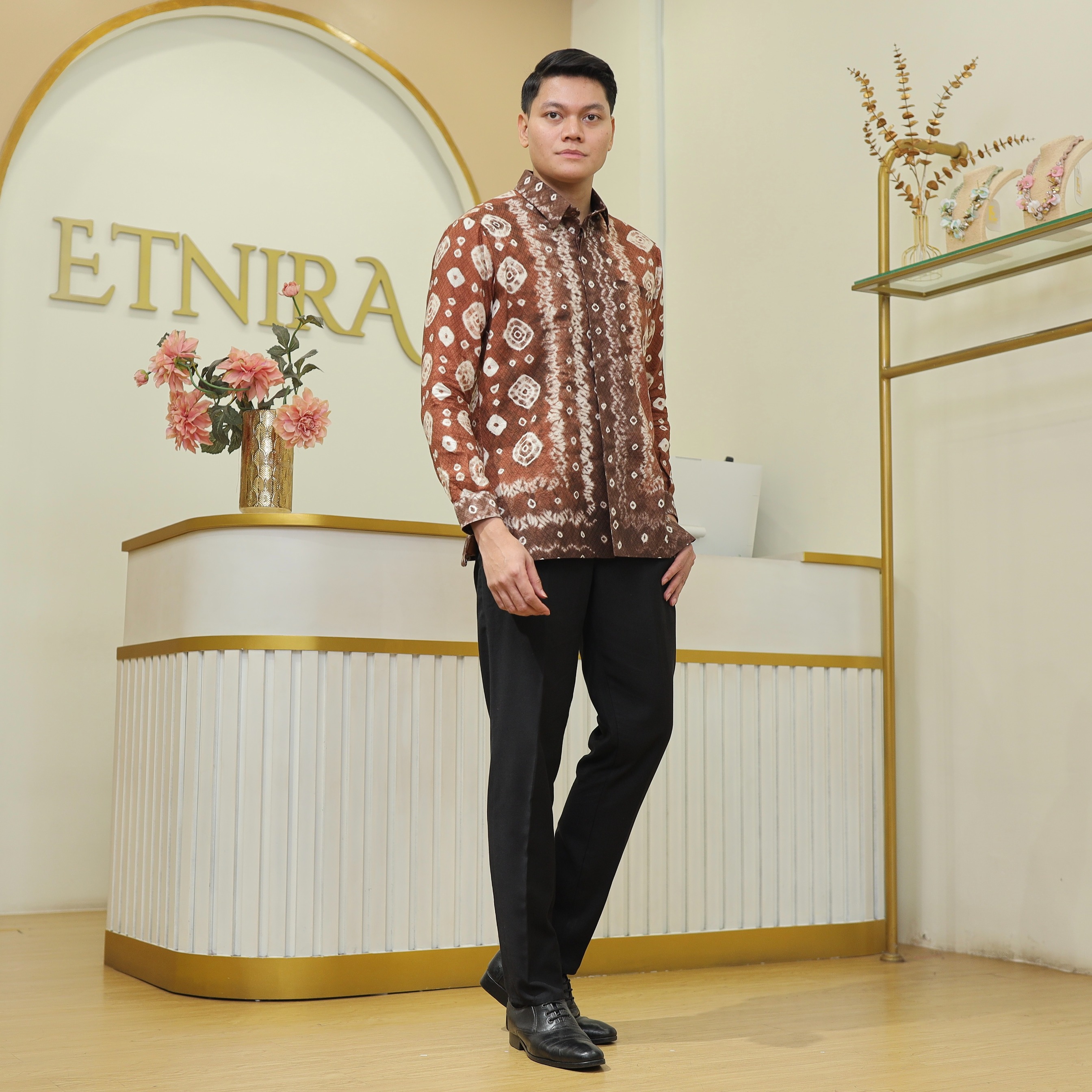 Kemeja Wijaya (Kemeja Aja)
