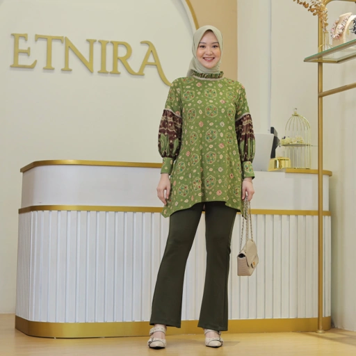 Image of Tunik Lestari 