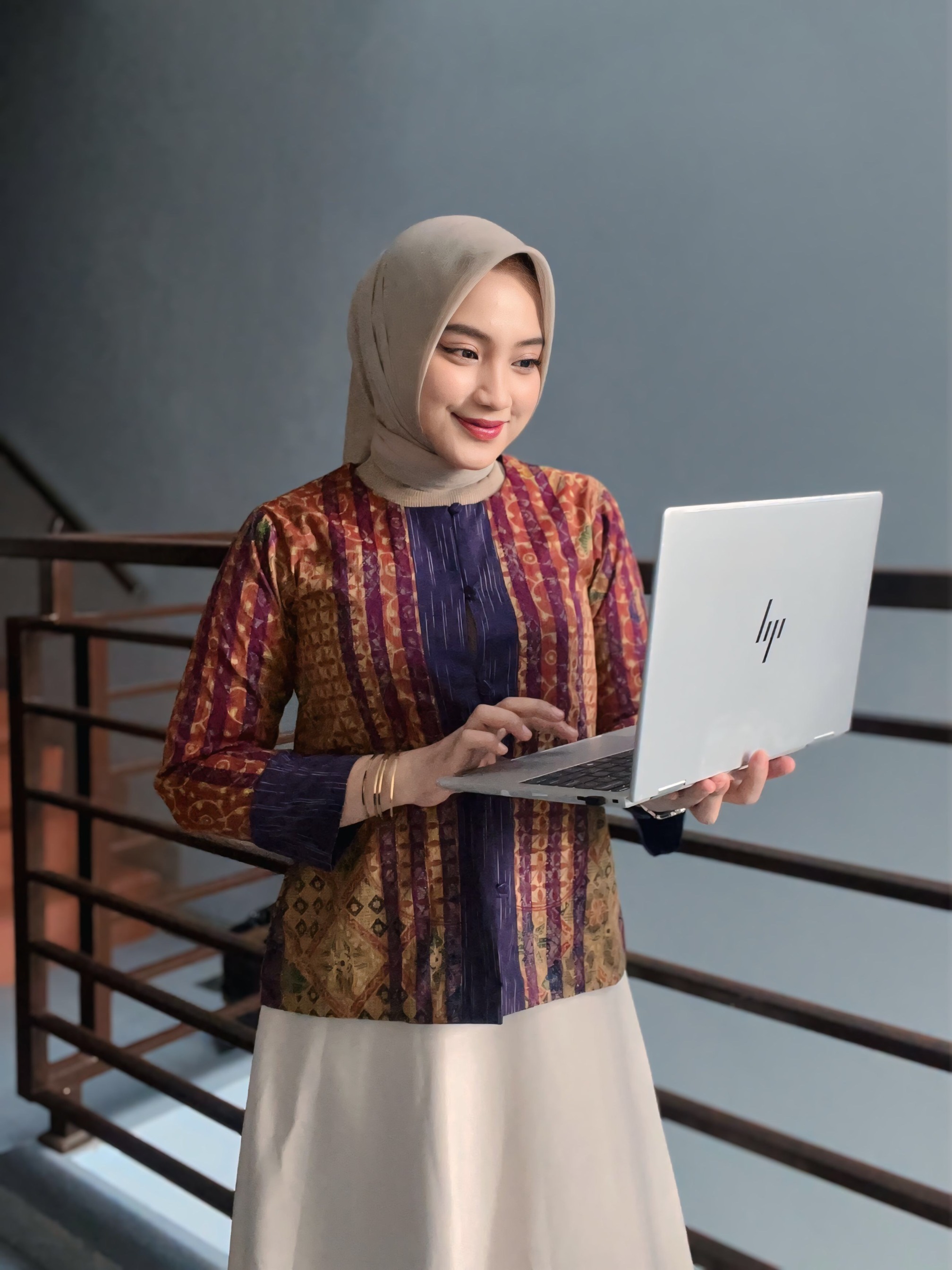 Kemeja Nareswari