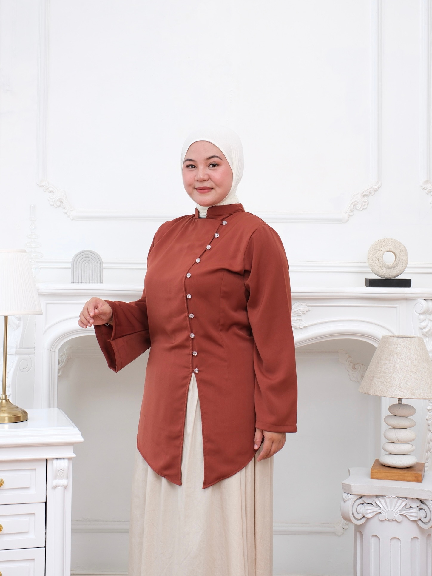 Hafsa set raya series