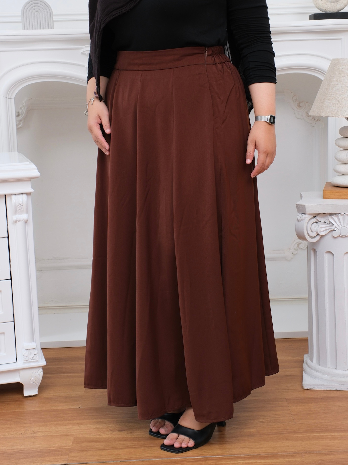 Hafsa set raya series