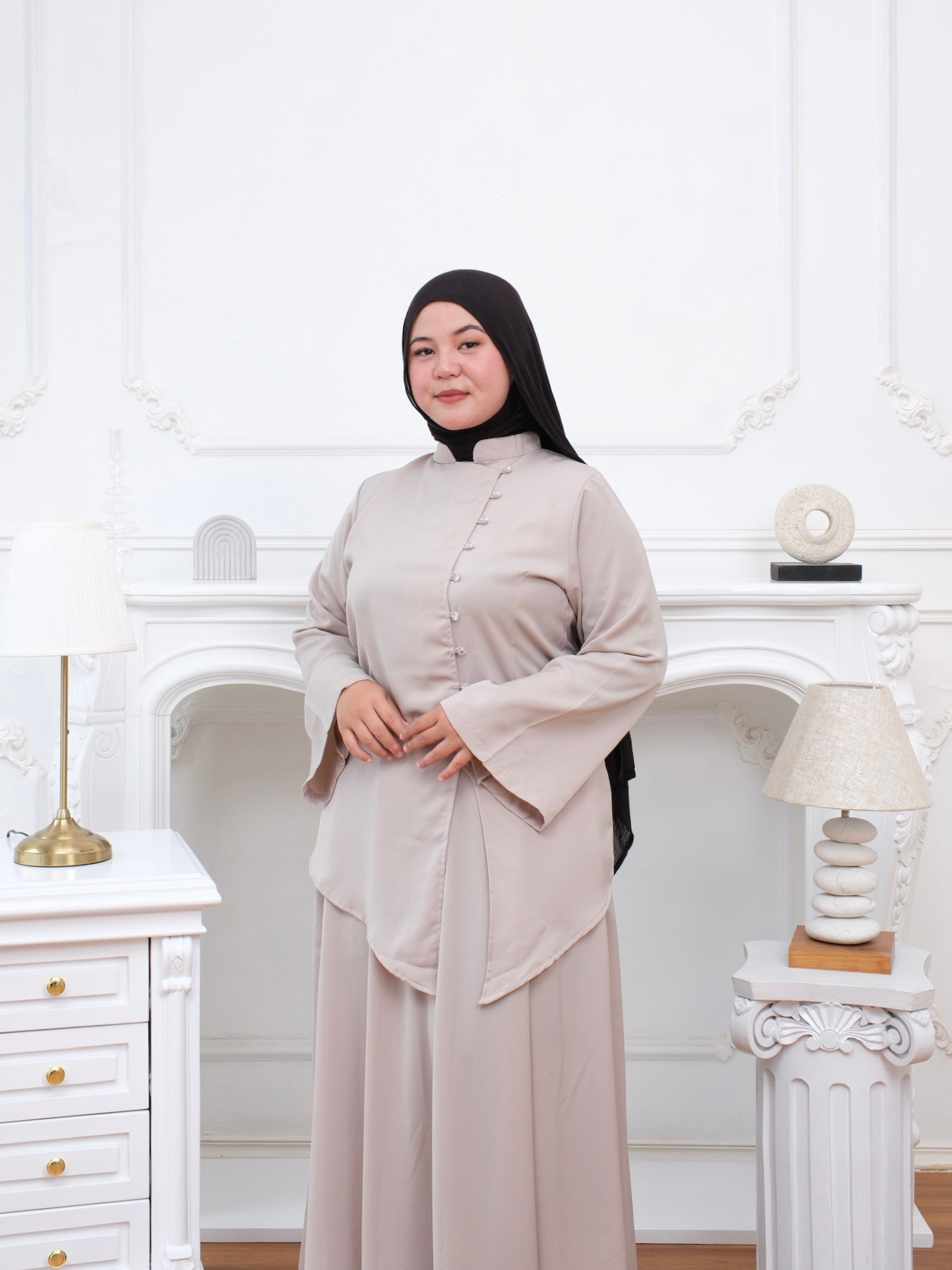 Hafsa set raya series