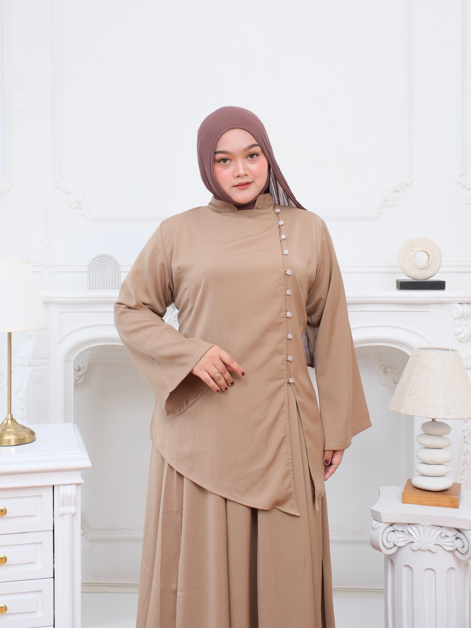 Hafsa set raya series