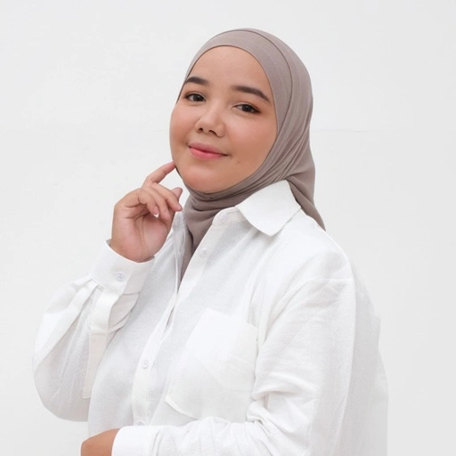 Image of Aisha bergo