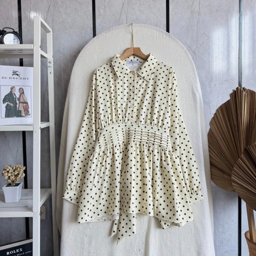 Image of Molly top