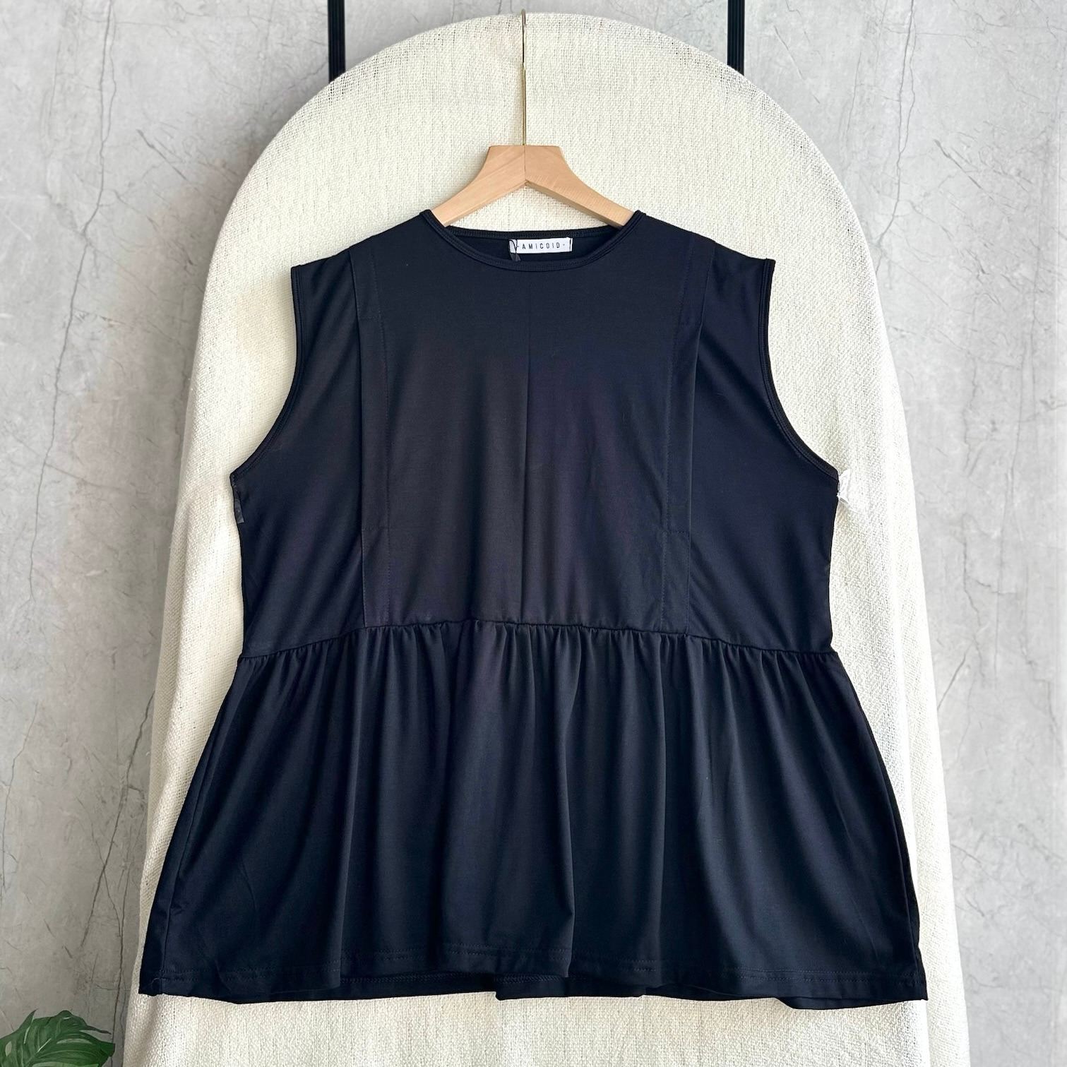 Kensie inner ruffle