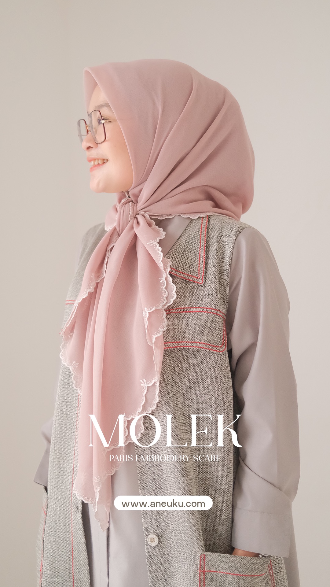Molek Paris Scarf Embroidery