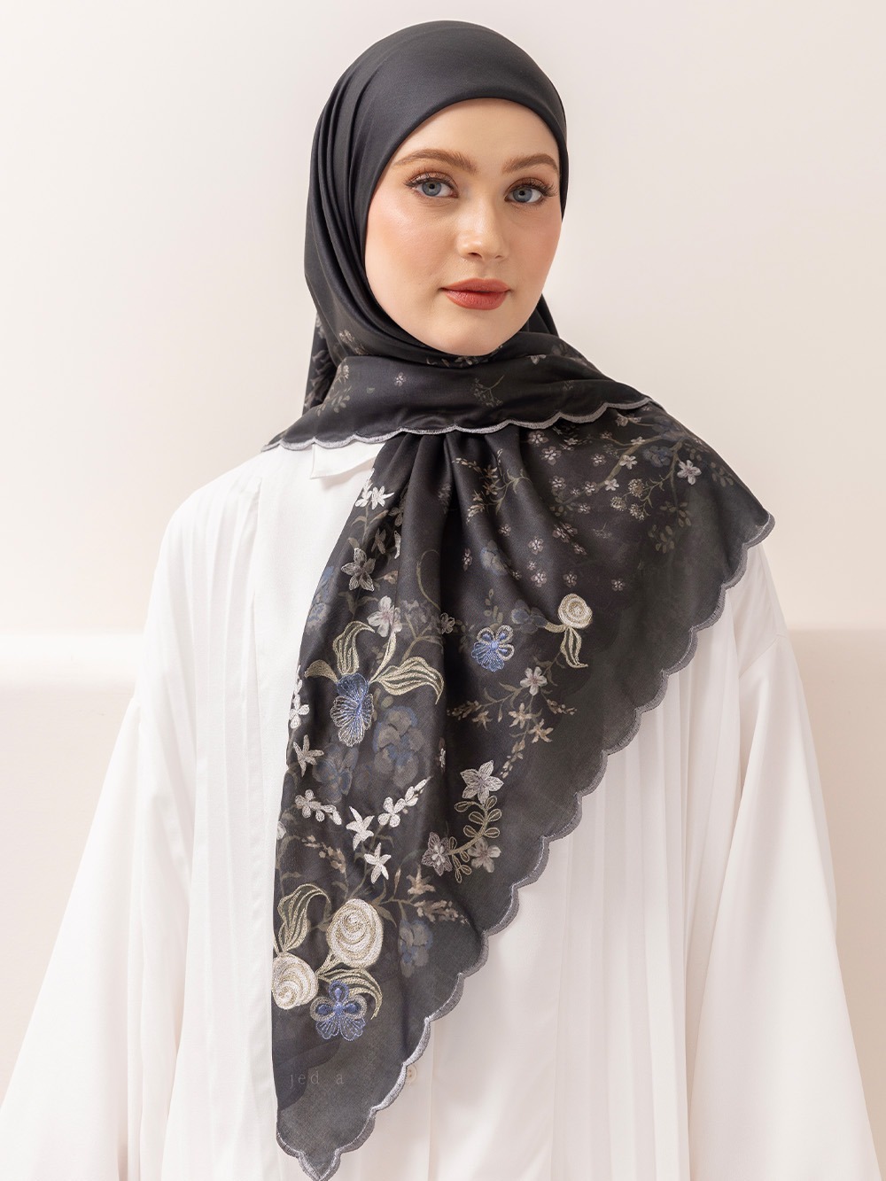 Whisperbloom - Artful Hijab in Black