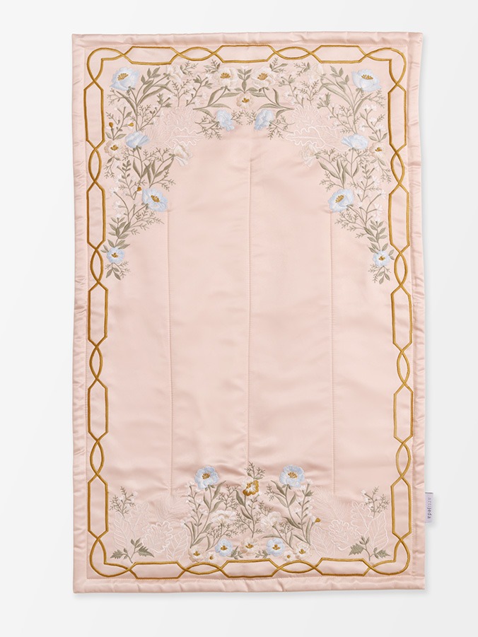 Swaranismara - Signature Prayer Mat in Peach