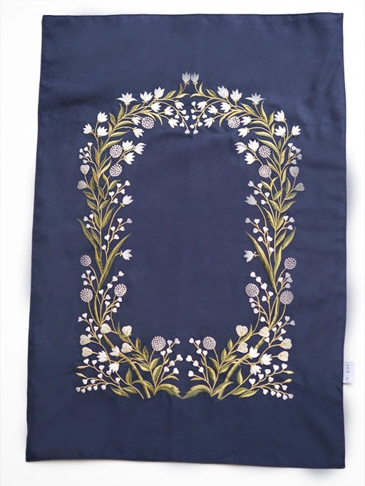 Image of Swaranismara - Mini Prayer Mat in Navy