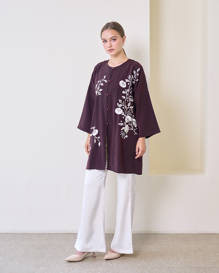 Arumanika - Tunic in Dark Maroon