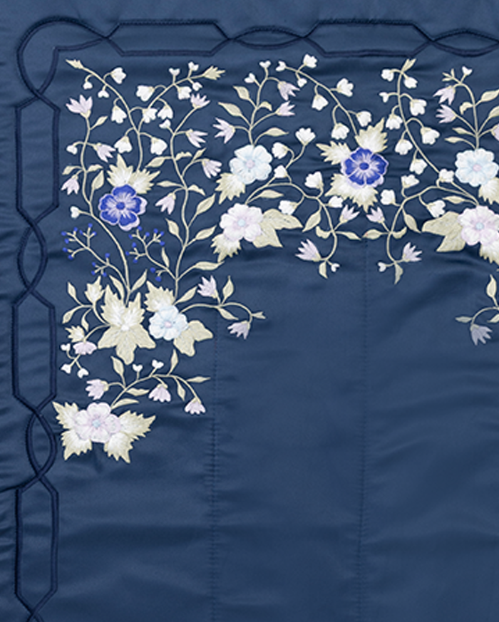 Solana - Prayer Mat in Navy