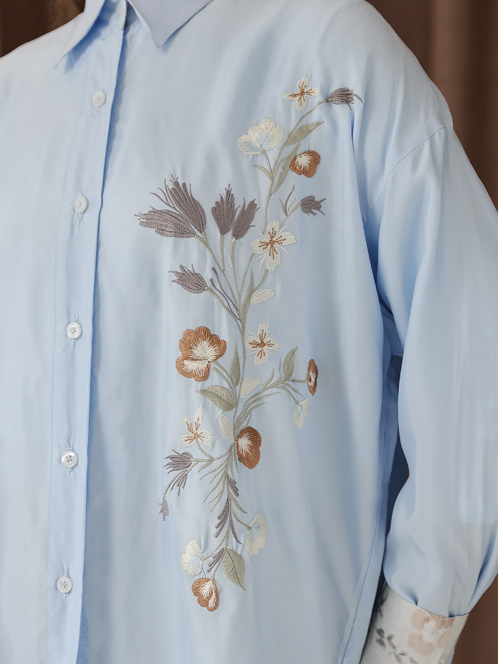 Whisperbloom - Long Sleeve Shirt in Sky