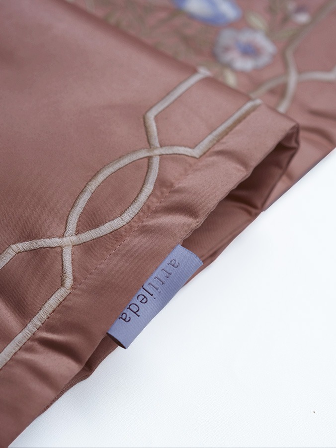 Swaranismara - Signature Prayer Mat in Hazel