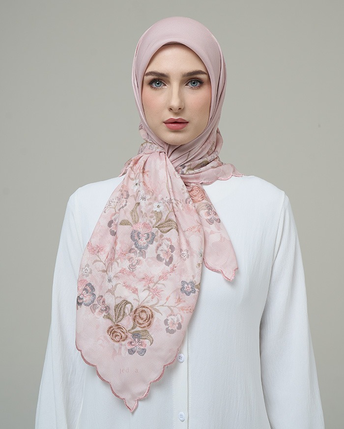 Whisperbloom - Artful Hijab in Pink