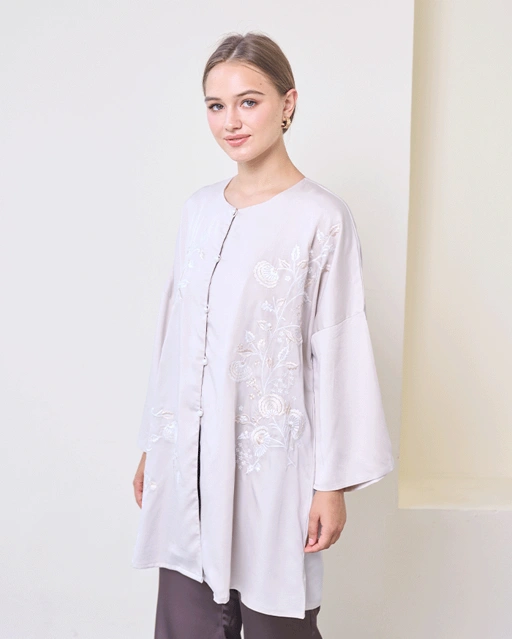 Arumanika - Tunic in Almond