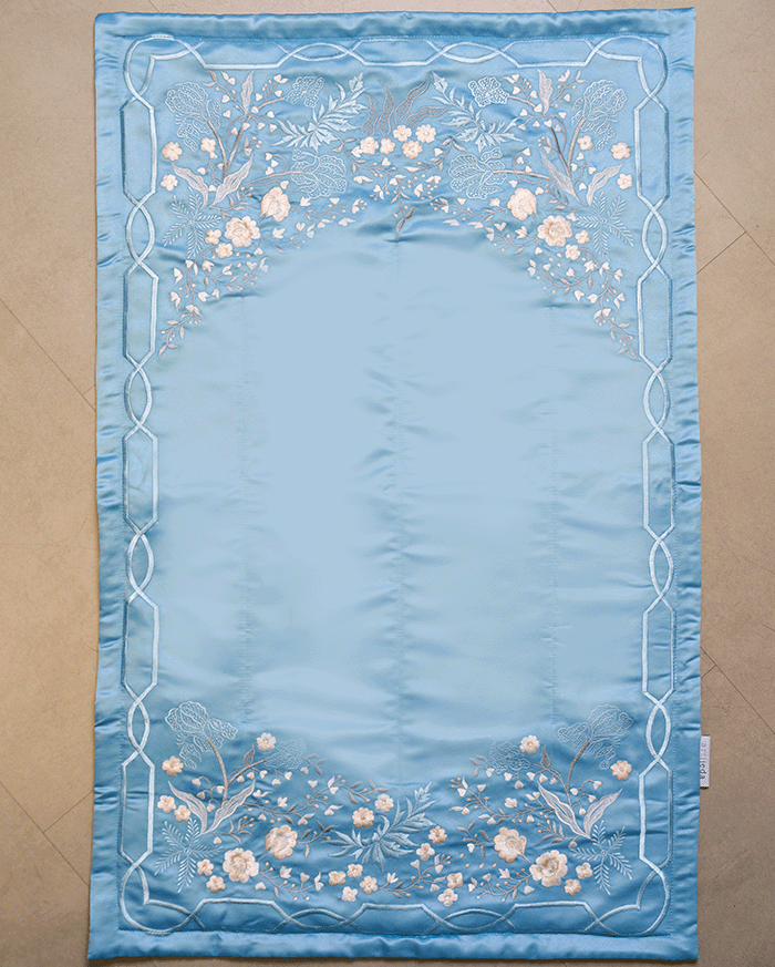 Arumanika - Signature Prayer Mat in Blue