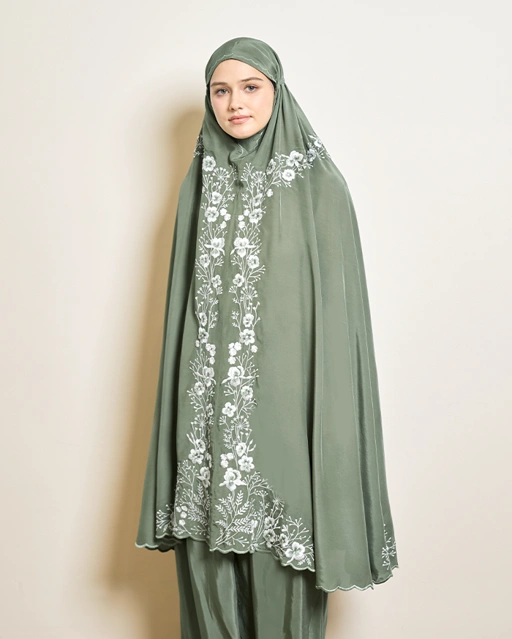 Arumanika - Light Prayer Robe in Olive