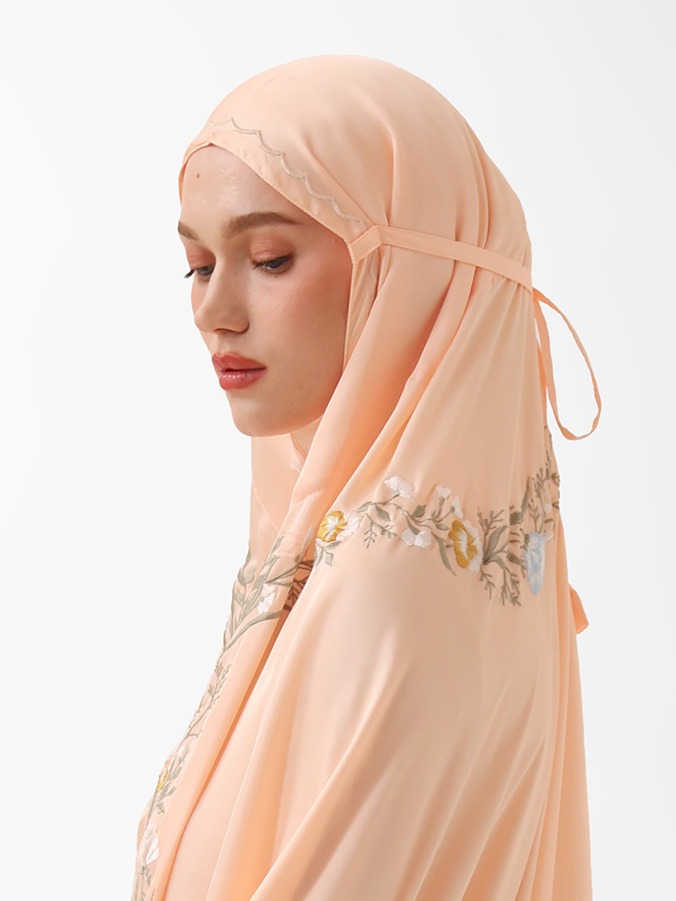 Swaranismara - Signature Prayer Robe in Peach