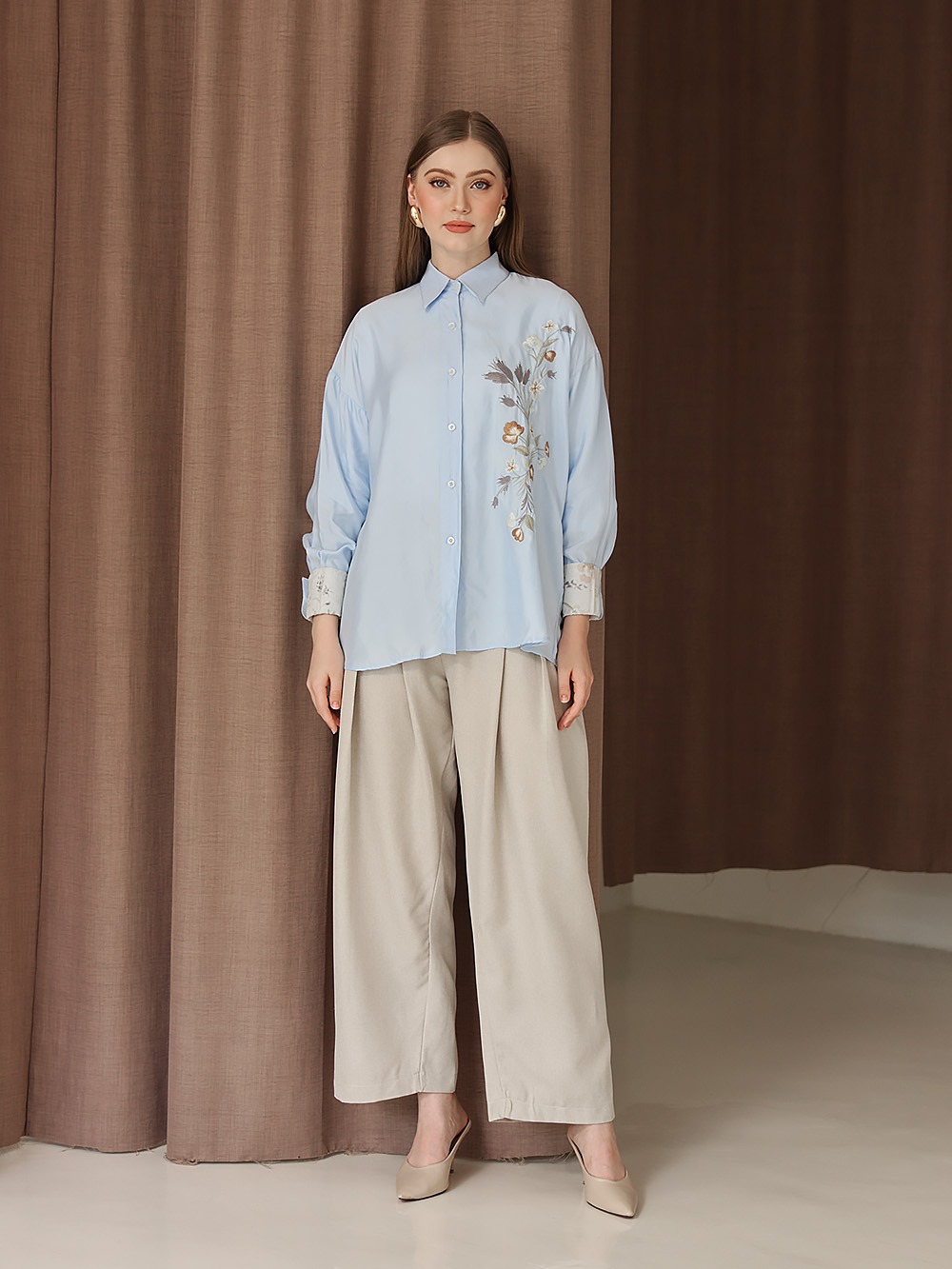 Whisperbloom - Long Sleeve Shirt in Sky