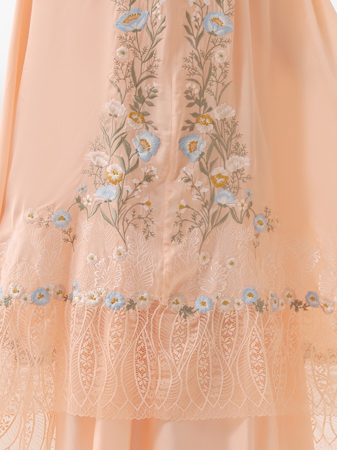 Swaranismara - Signature Prayer Robe in Peach