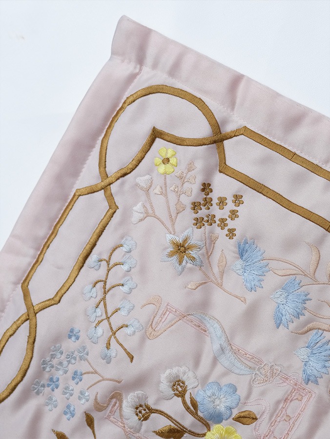 Swaranismara - Luxe Prayer Mat in Blush