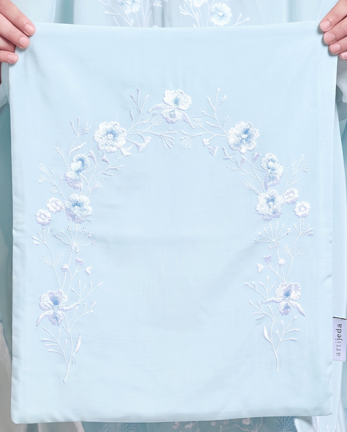 Arumanika - Light Prayer Robe in Sky