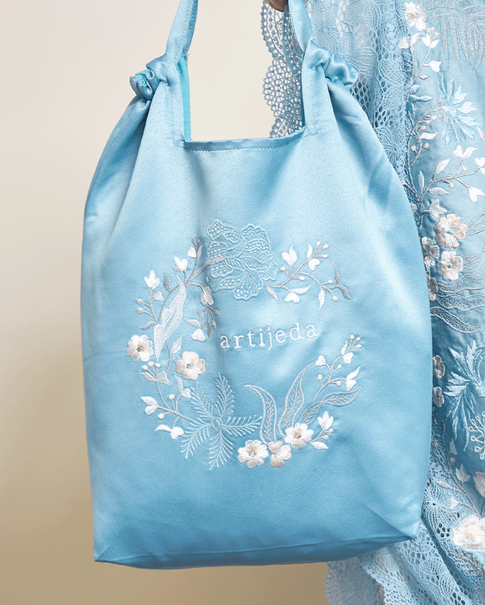 Arumanika - Signature Prayer Robe in Blue