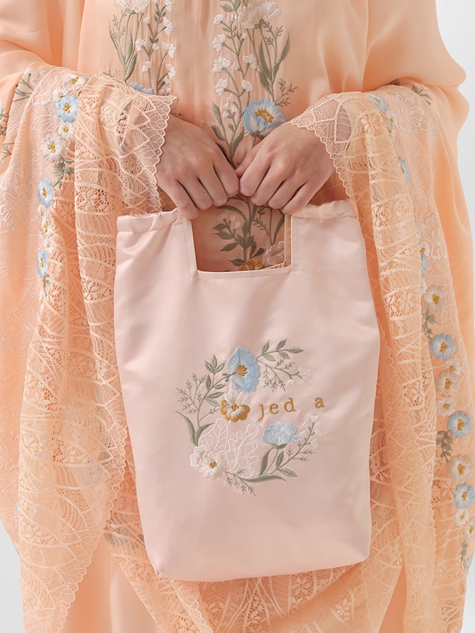 Swaranismara - Signature Prayer Robe in Peach