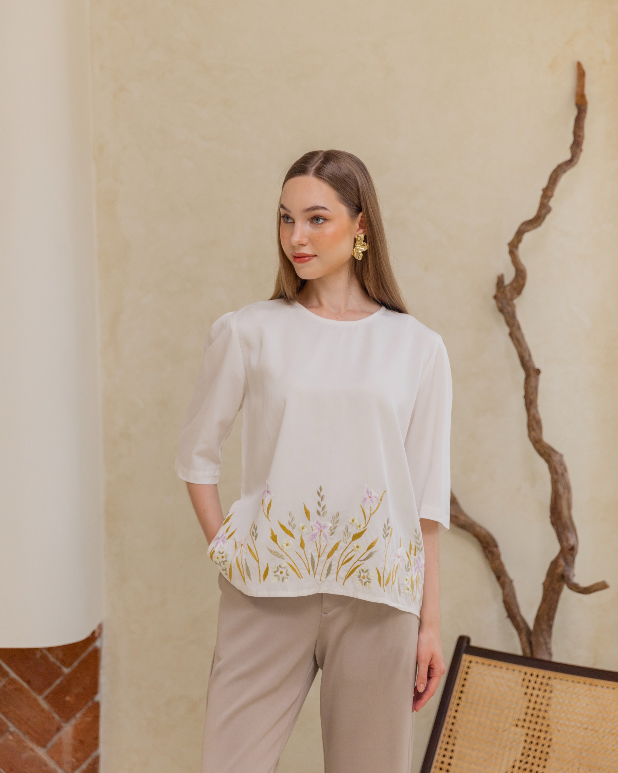 Chitrakala - Puff Sleeve Blouse in White