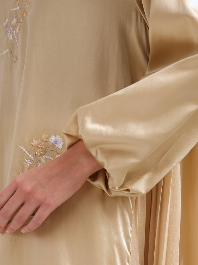Swaranismara - Pleated Dress in Gold