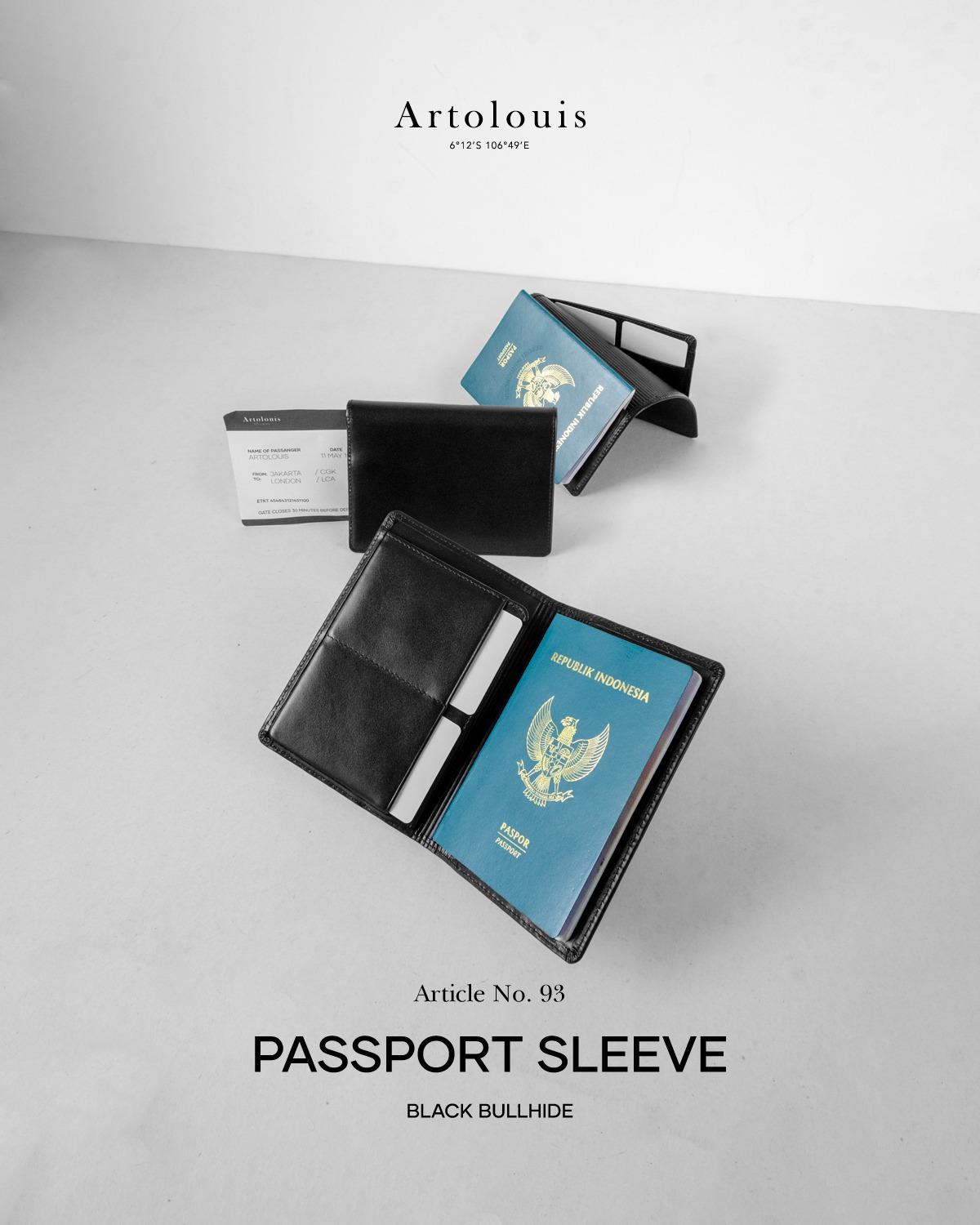 Artolouis Article No.93 - Passport Sleeve Black bullhide