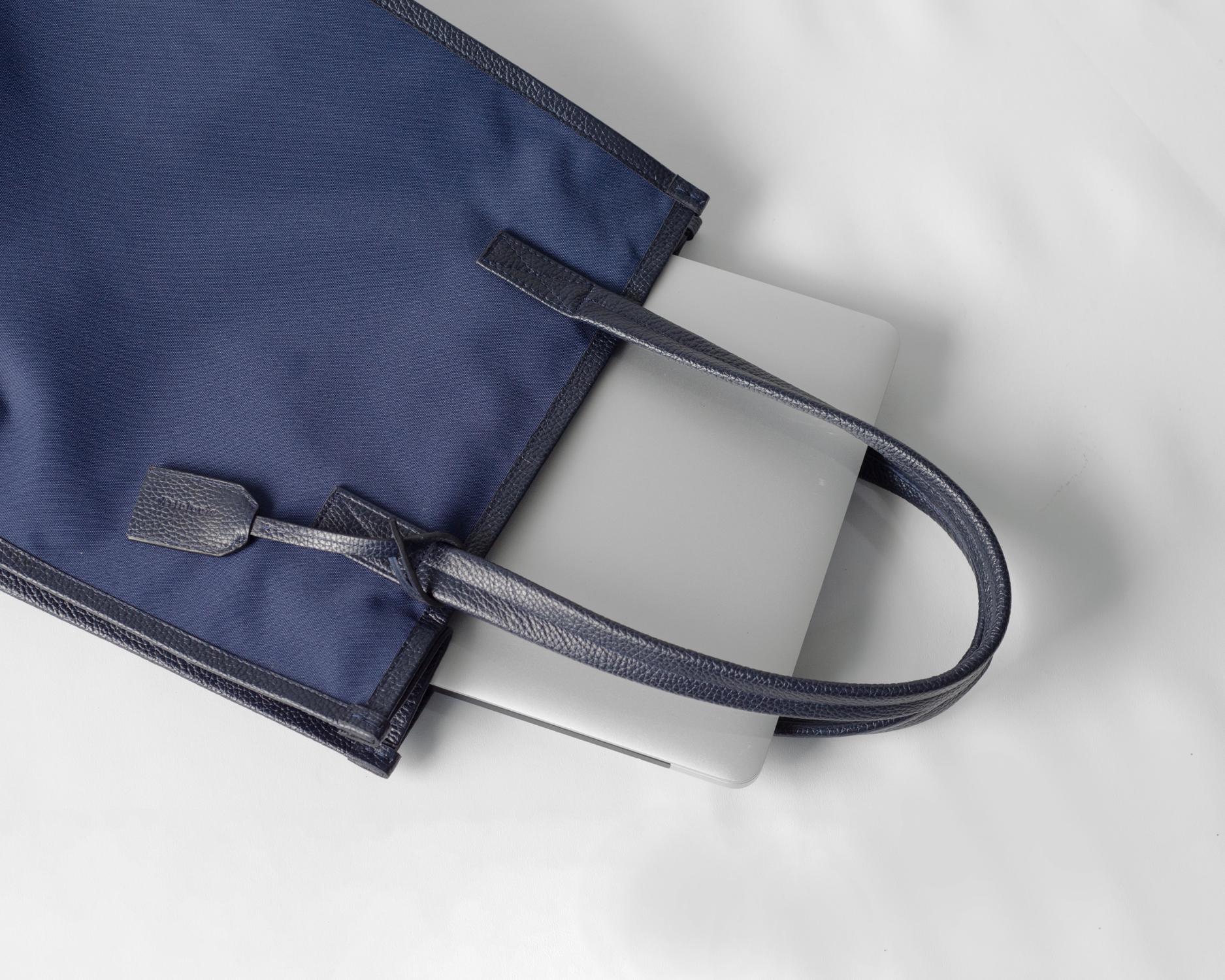 Artolouis Art.11 - Odyssey 15L everyday tote Navy Nylon Combination