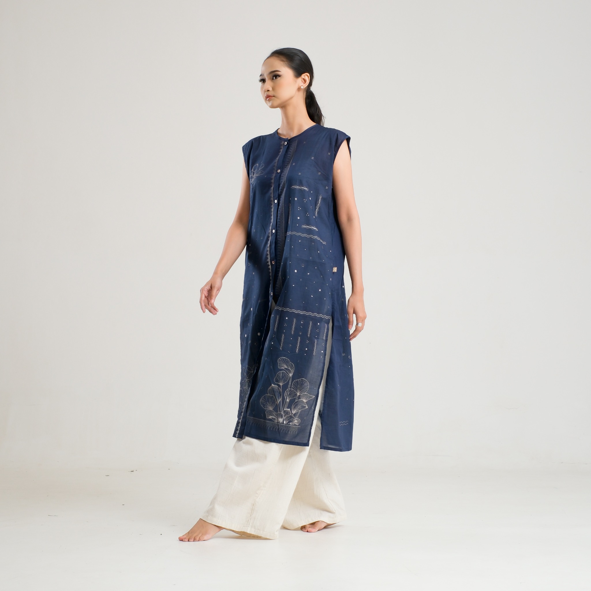 SAKA ASTA | TUNIK SLEEVELESS ENCENG GONDOG KOMBINASI INDIGO