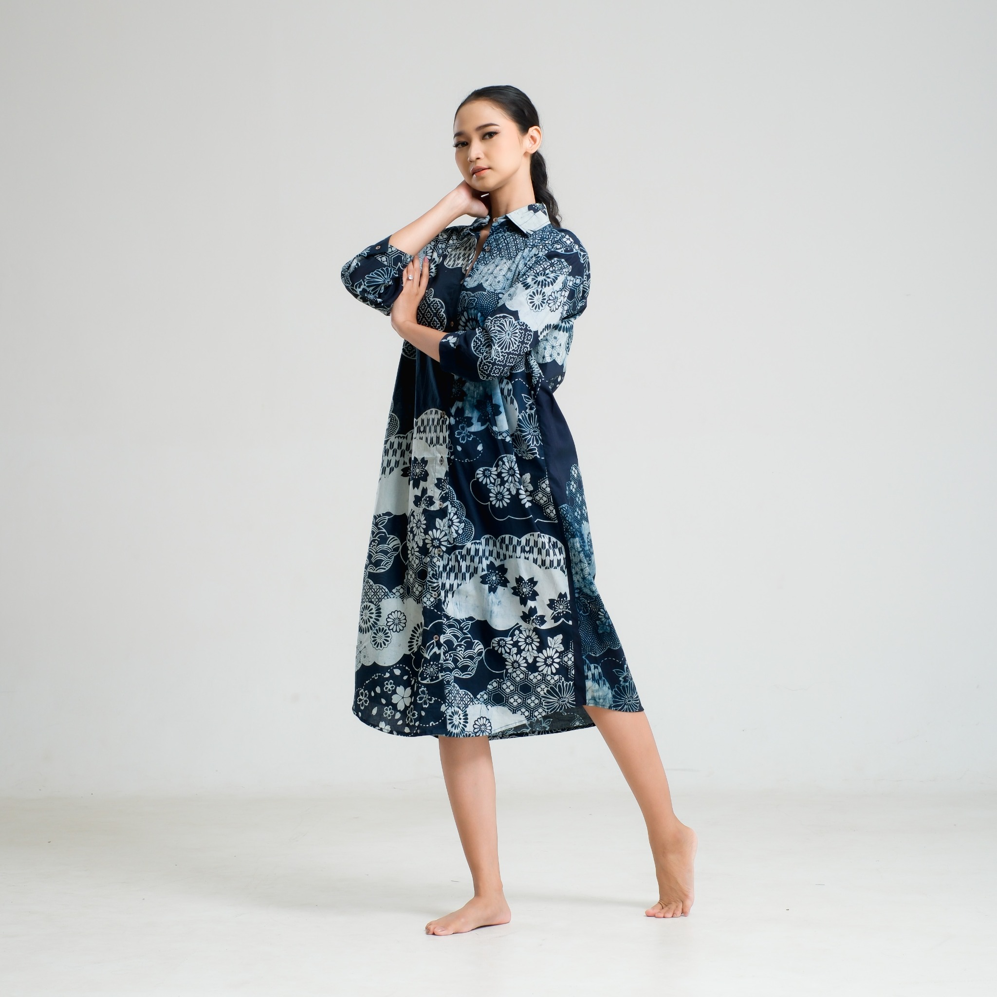 SAKAASTA | DRESS RUANG LANGIT INDIGO