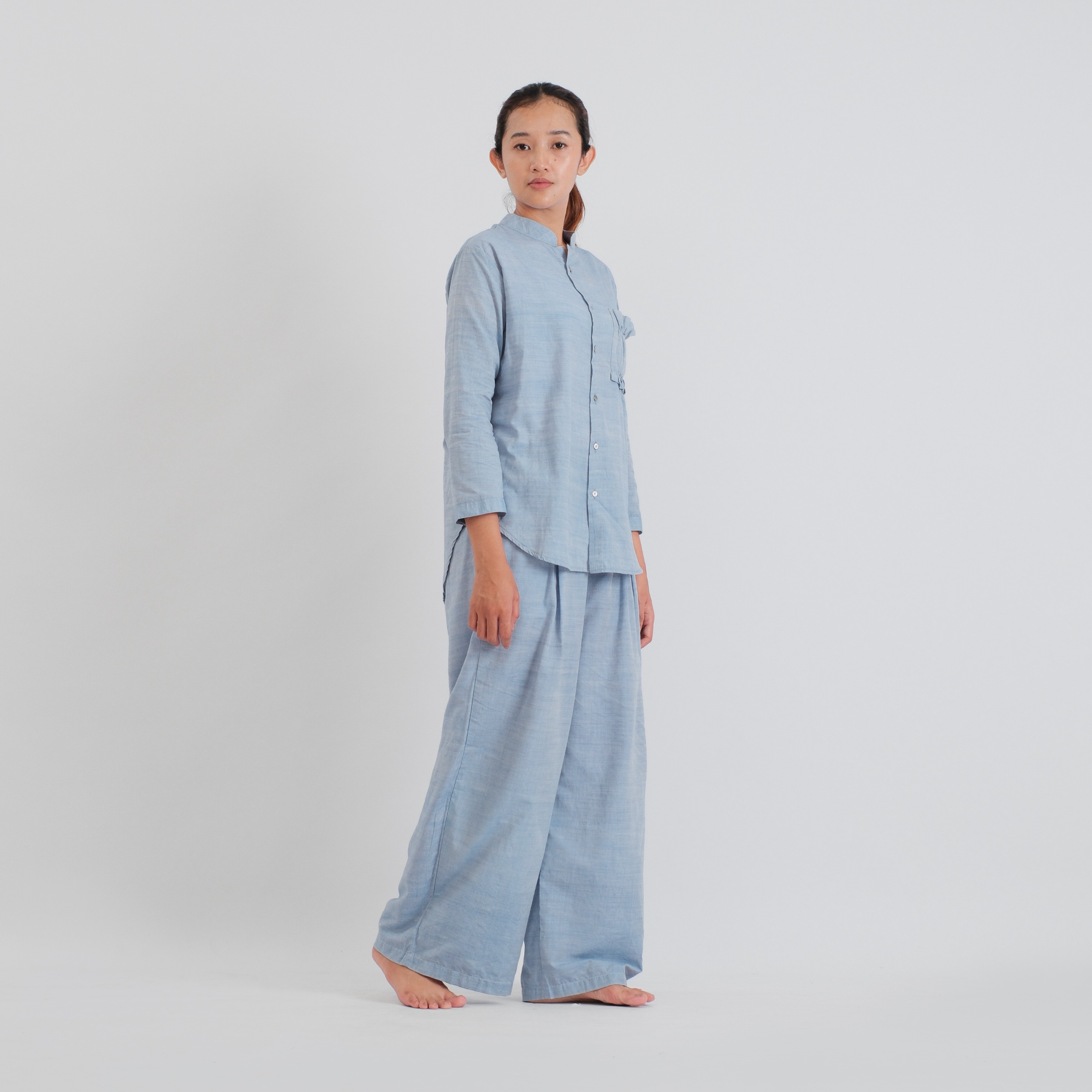 SAKAASTA | KULOT CHAMBRAY INDIGO