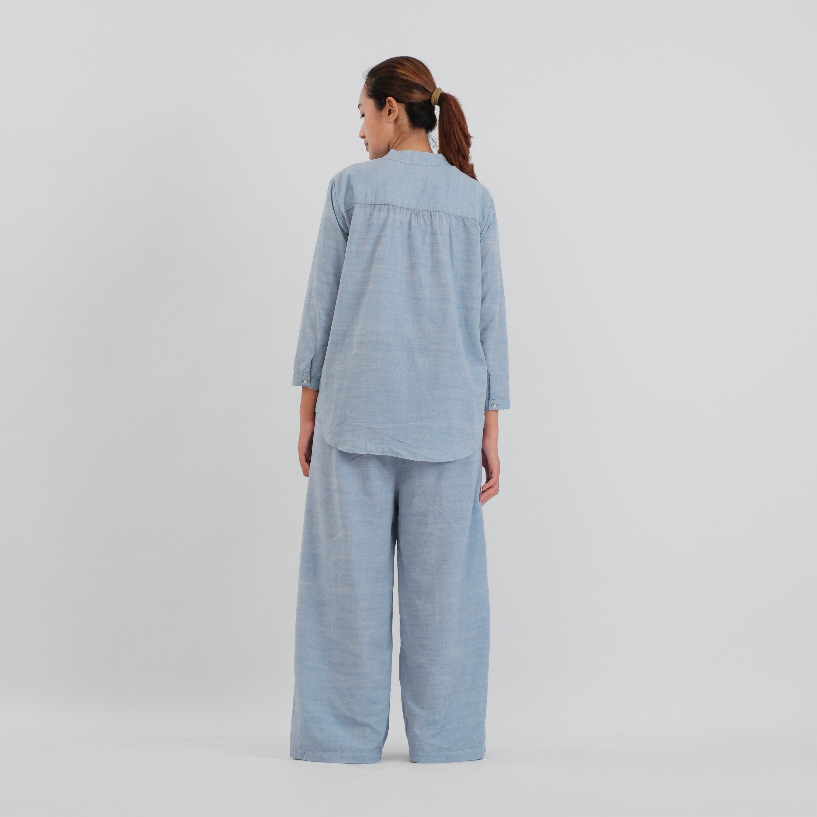 SAKAASTA | KULOT CHAMBRAY INDIGO