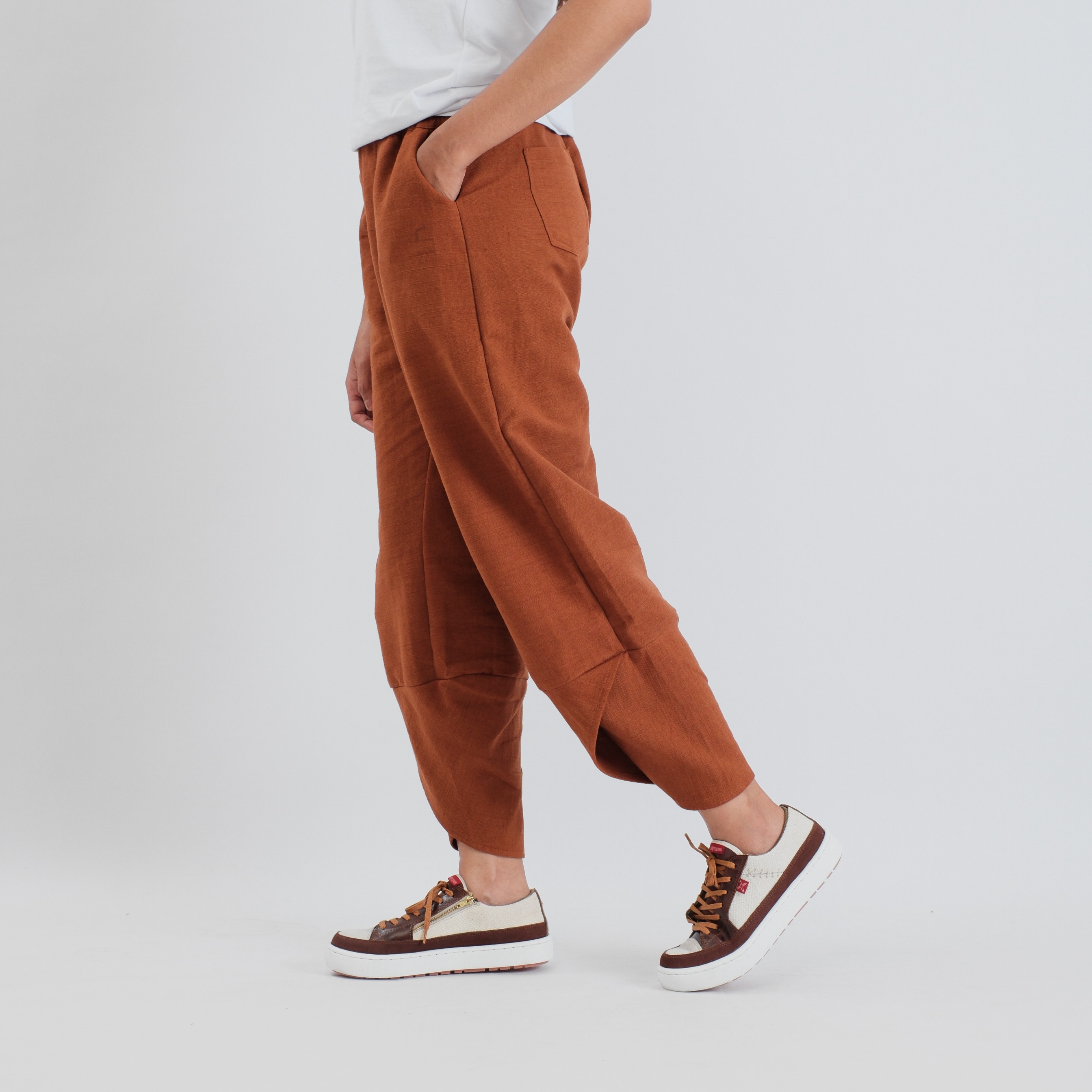 SAKAASTA | HAREM PANTS TERRA BROWN