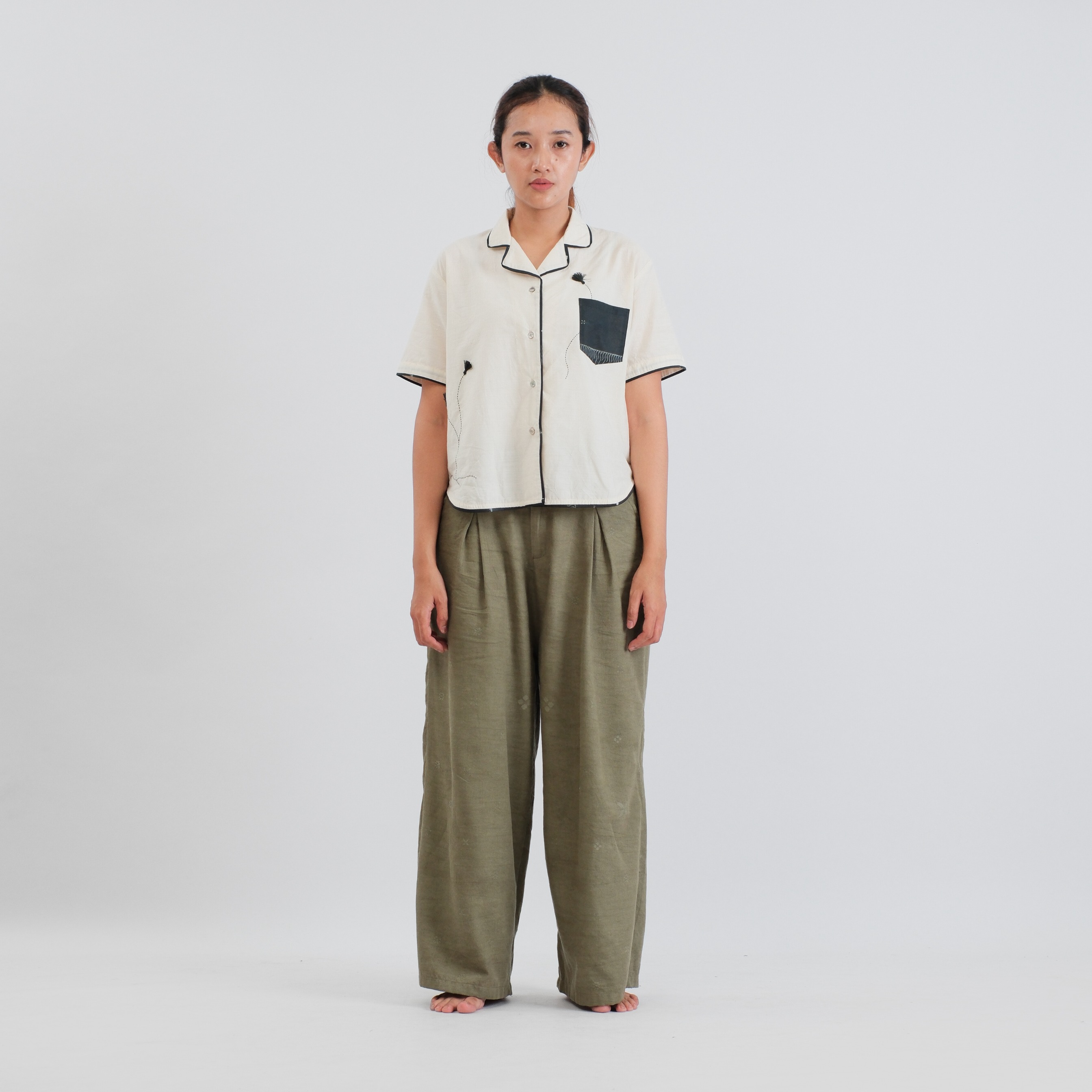 SAKAASTA | KEMEJA CROP